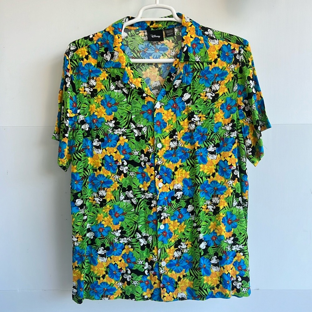 Disney Mickey Mouse Short Sleeve Hawaiian
Floral Button Shirt Mens Rayon LARGE